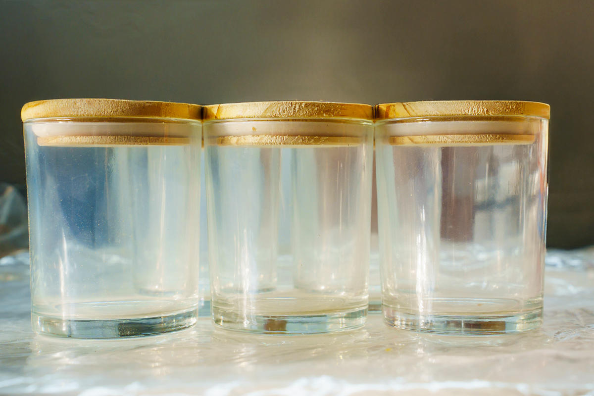 Give Old Candle Jars New Life by Removing the Wax
