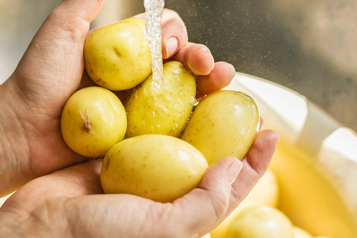 14 Foods You Should Never Freeze